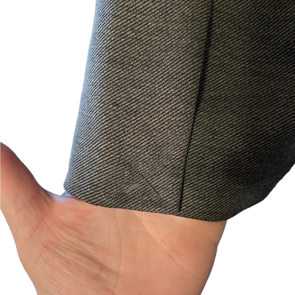 Gap factory academy blazer charcoal grey sz . 18 runs a bit small. - Picture 9 of 11